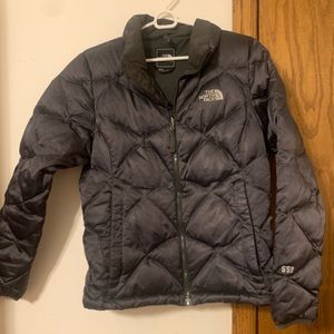 grey north face coat